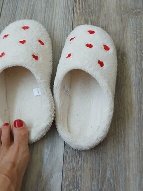 Cozy Soft Plush Used Slippers with Red Heart